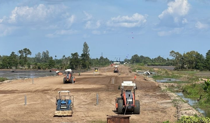 Áp dụng cơ chế đặc thù rút ngắn thời gian cấp phép khai thác mỏ cát