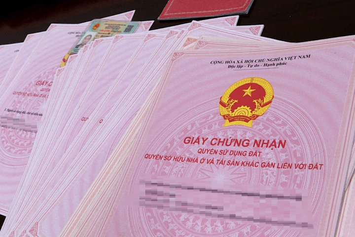 Luật Đất đai 2024 có hiệu lực, sổ đỏ, sổ hồng có phải đổi?