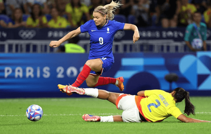 Olympic Paris 2024: Les Bleues có thể biến lợi thế sân nhà thành vàng?