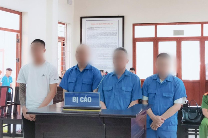 Ngựa quen đường cũ