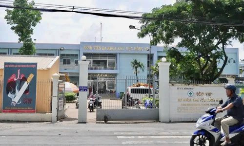 Nhiều công nhân nhập viện nghi ngộ độc do ăn bánh mì