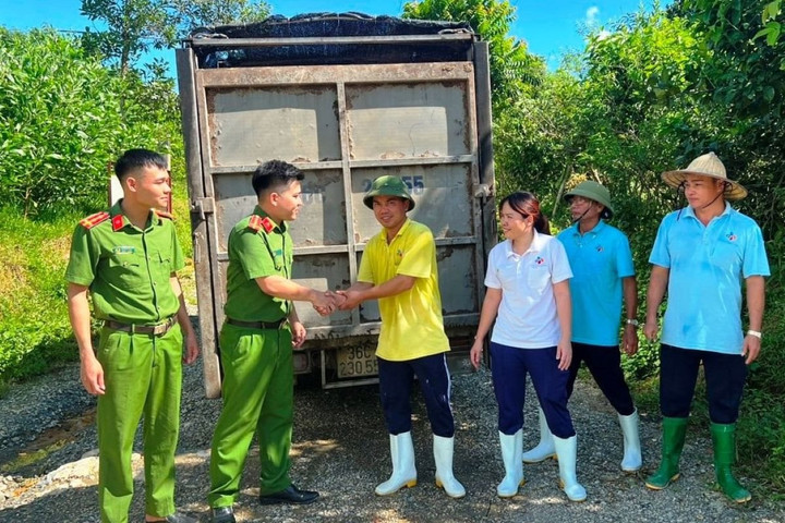 Quản lý và nhân viên bắt tay tham ô tài sản của trang trại