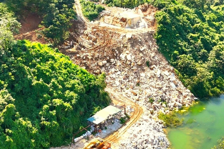 Yên Bái: Trưởng phòng TN&MT huyện Lục Yên nói gì về doanh nghiệp khai thác khoảng sản trái phép?