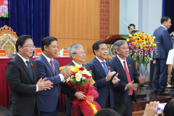 Ông Nguyễn Đức Dũng được bầu làm Chủ tịch HĐND tỉnh Quảng Nam