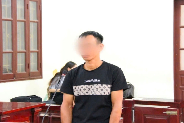 Lĩnh án vì cản trở giao thông đường sắt