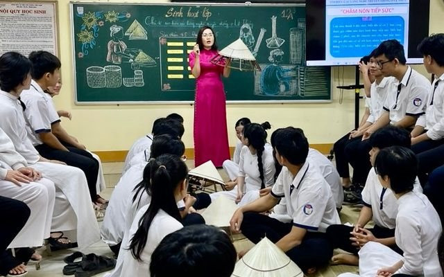 Thực hiện chủ trương lương nhà giáo được ưu tiên xếp cao nhất
