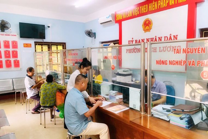 Xây dựng mô hình "Chính quyền thân thiện, Nhân dân phát huy quyền làm chủ"