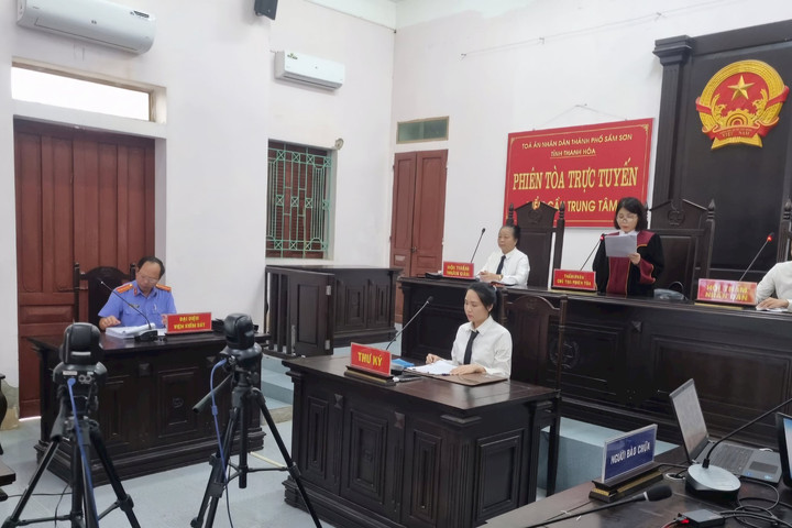 TAND TP Sầm Sơn tổ chức phiên tòa trực tuyến kết nối với 27 điểm cầu