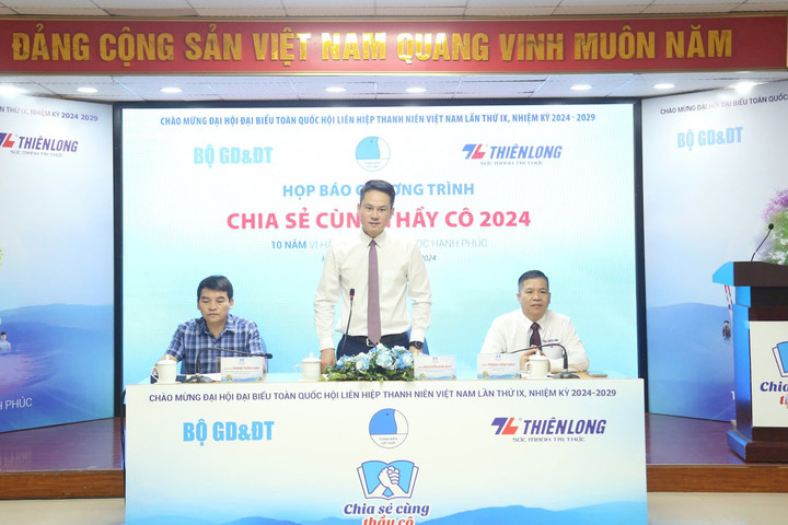 “Chia sẻ cùng thầy cô” năm 2024: 10 năm vì Hành trình dạy – học hạnh phúc