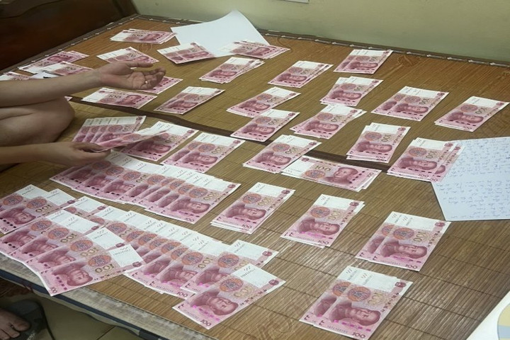 Bắt giữ hai người Trung Quốc lưu hành tiền giả