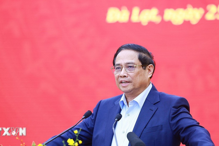 Thủ tướng: Muốn giữ vững an ninh-trật tự, người dân phải có cuộc sống ấm no