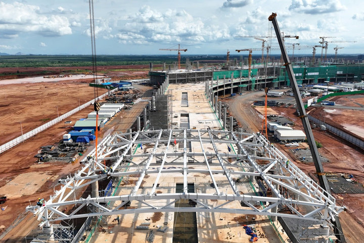 Sân bay Long Thành: Nhà ga hành khách sắp hoàn thiện phần mái