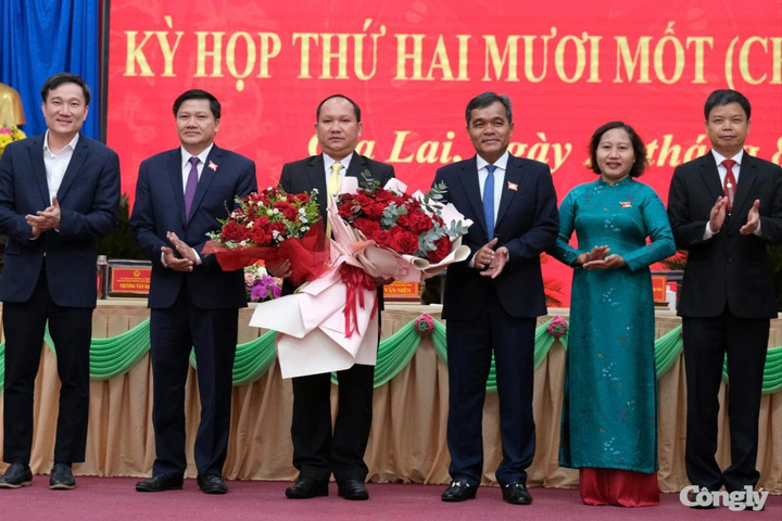 Ông Rah Lan Chung giữ chức Chủ tịch UBND tỉnh Gia Lai với 100% phiếu bầu