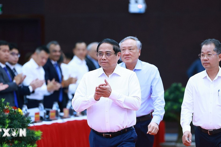 Thủ tướng chủ trì hội nghị về cơ chế đặc thù phát triển Đà Nẵng