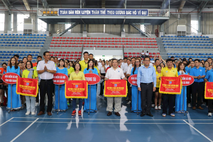 Khai mạc hội thao và giao lưu văn nghệ Cụm thi đua số X BHXH năm 2024