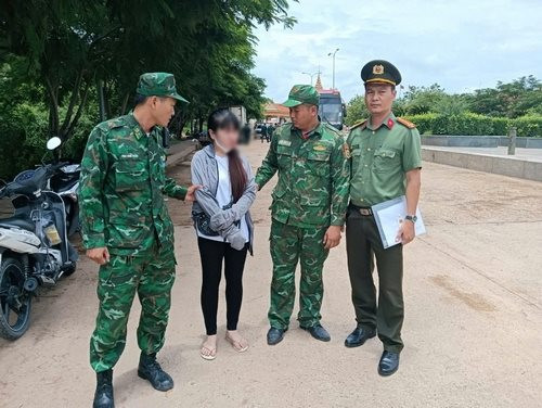 Bắt giữ đối tượng truy nã nguy hiểm tại Cửa khẩu Hà Tiên