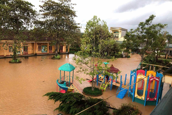 Tiên Yên, Quảng Ninh: Lũ tràn công trình thuỷ lợi Hà Thanh, xã Đông Hải