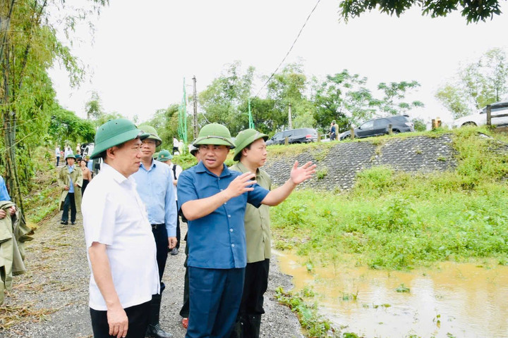 Phó Thủ tướng Hồ Đức Phớc kiểm tra, chỉ đạo công tác phòng, chống bão lụt tại Thái Nguyên