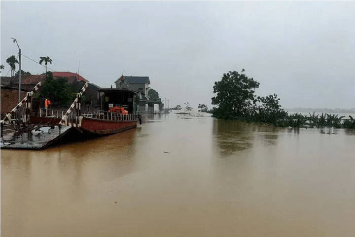 Hà Nội: Tạm dừng hoạt động bến khách ngang sông ở huyện Ba Vì