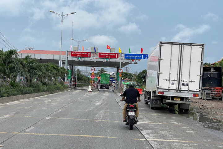 Sở GTVT TP.HCM cho ý kiến về hoạt động của trạm thu phí BOT Phú Hữu