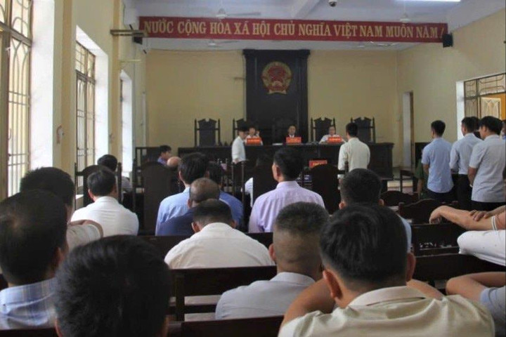 Tuyên án các bị cáo tại Trung tâm Đăng kiểm xe cơ giới 92-02D Quảng Nam