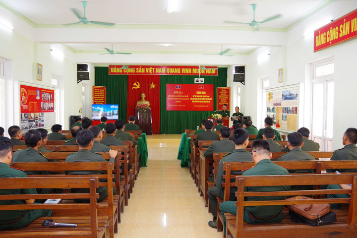 Khai mạc lớp tập huấn nghiệp vụ Biên phòng cho cán bộ Quân đội Nhân dân Lào