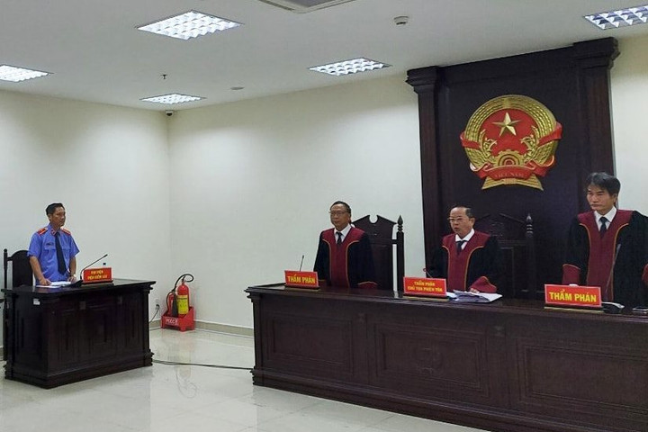 Tan nát mối tình “rổ rá cạp lại” chỉ vì chuyện… nhậu