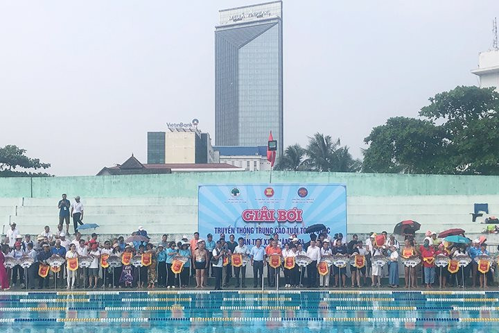 Khai mạc giải bơi truyền thống trung cao tuổi toàn quốc năm 2024