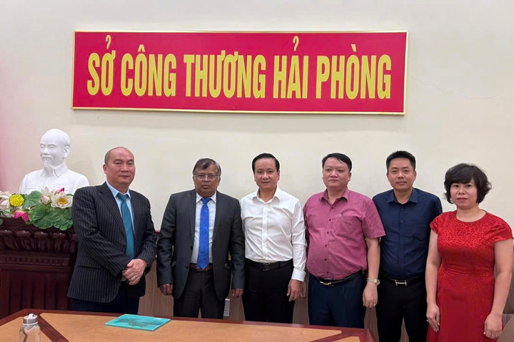 Bangladesh muốn hợp tác logistics hàng hải với TP. Hải Phòng