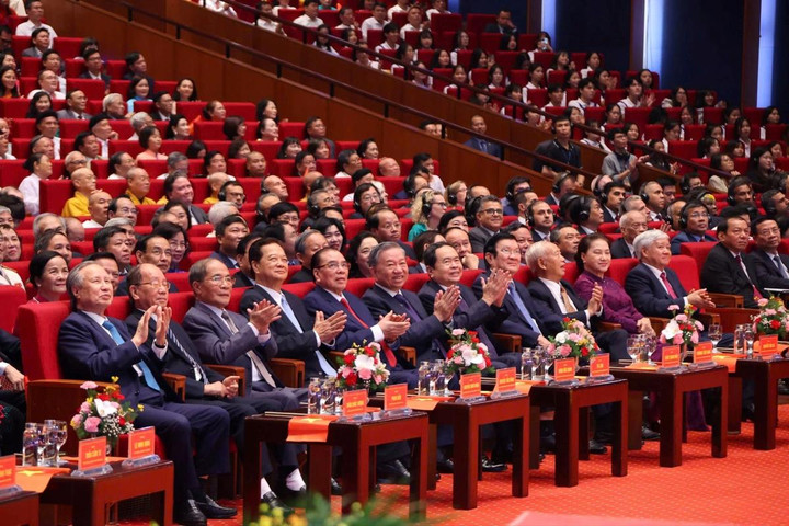 Lễ kỷ niệm 70 năm Ngày Giải phóng Thủ đô