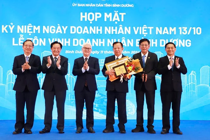Bình Dương tôn vinh doanh nghiệp, doanh nhân giỏi