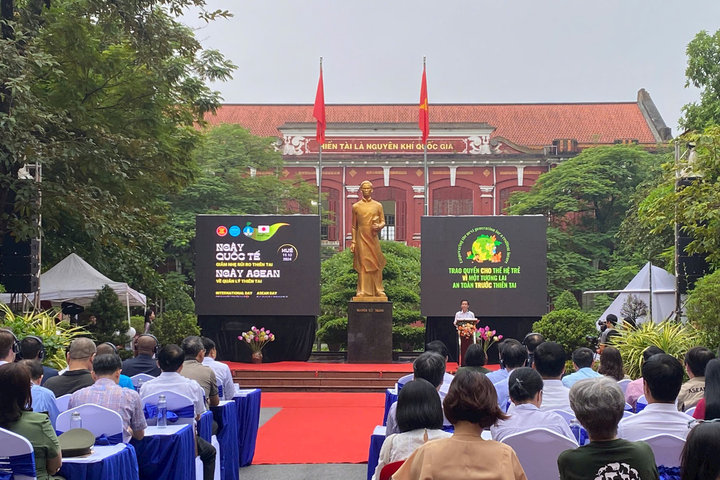 Kỷ niệm Ngày Quốc tế giảm nhẹ rủi ro thiên tai và ngày ASEAN Quản lý thiên tai