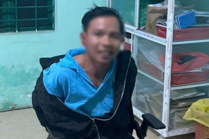 Bắt đối tượng dùng hung khí chém bố mẹ thương vong