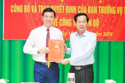 Phó Chủ tịch UBND tỉnh Kiên Giang làm Bí thư Thành ủy Hà Tiên