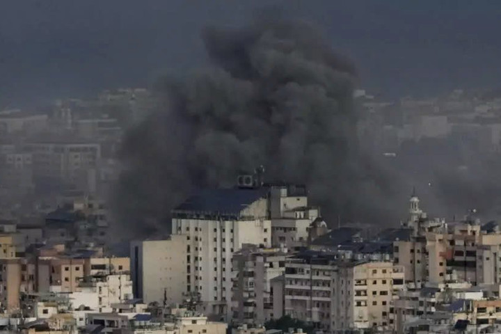 Không quân Israel tấn công trụ sở tình báo Hezbollah