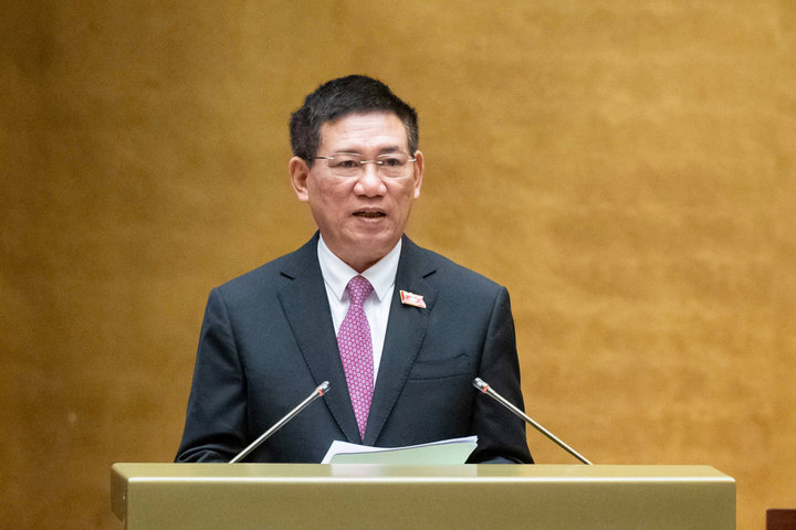 Không tăng lương khu vực công, lương hưu trong năm 2025