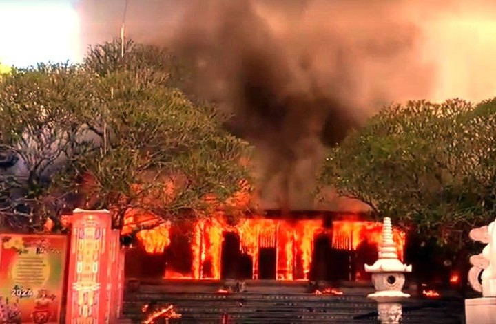 Cháy lớn ở chùa Phổ Quang - Di tích Quốc gia hơn 800 năm tuổi