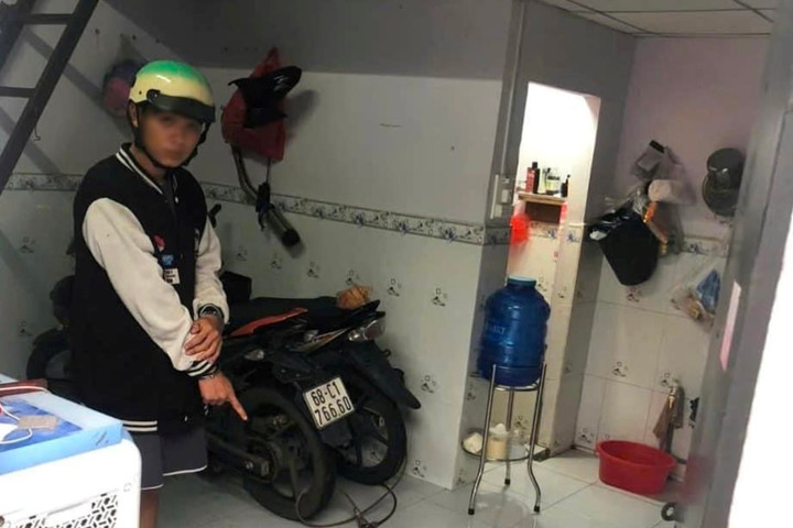 Xông vào phòng trọ khống chế nạn nhân, cướp tài sản