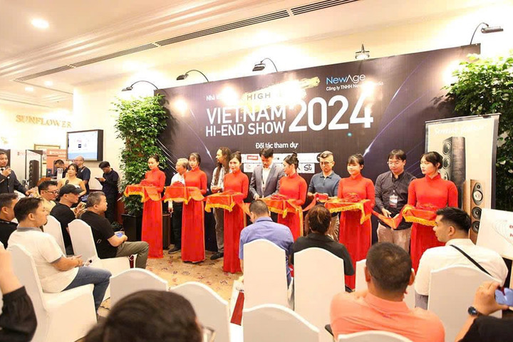 Triển lãm "Vietnam High-end Show 2024" nô nức khách tham quan, "hâm nóng" thị trường nghe nhìn