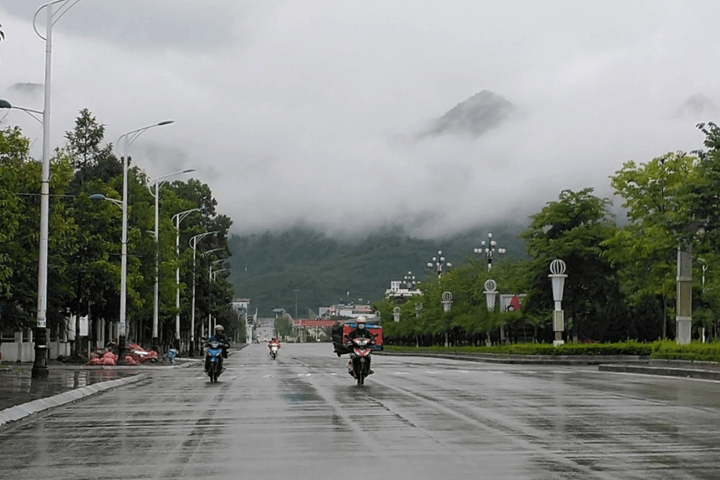 Cảnh báo mưa lớn gây ngập úng diện rộng ở Trung Bộ