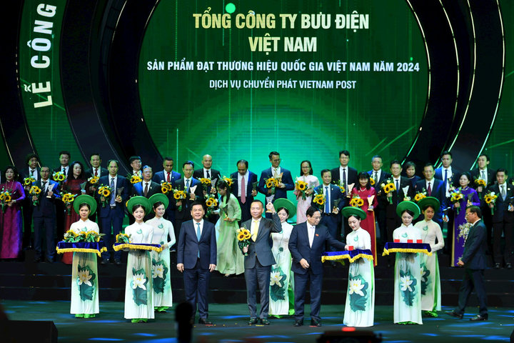 Bưu điện Việt Nam đạt giải Thương hiệu Quốc gia năm 2024 - Dấu ấn khẳng định giá trị