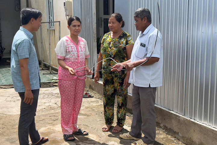 Tạm giữ hai đối tượng cắt trộm dây điện chiếu sáng công cộng