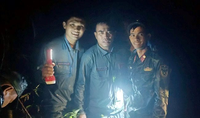 Bộ trưởng Bộ Quốc phòng gửi thư khen hai phi công xử lý kịp thời tình huống trên không