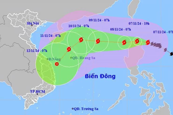 Bão Yinxing giảm cường độ trước khi đổ bộ vào Việt Nam