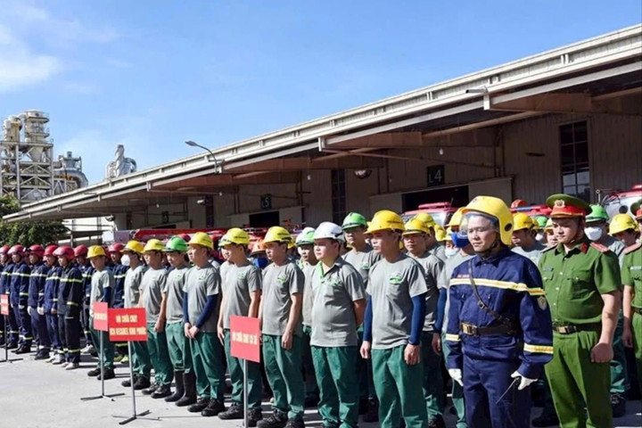 Bình Phước diễn tập phương án chữa cháy, cứu nạn, cứu hộ