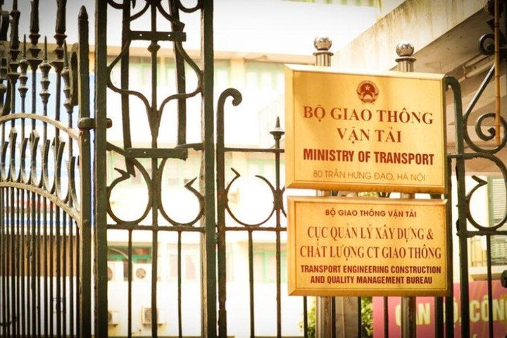 Đề nghị xem xét, thi hành kỷ luật Ban cán sự đảng Bộ Giao thông vận tải; Đảng đoàn Liên đoàn Thương mại và Công nghiệp Việt Nam