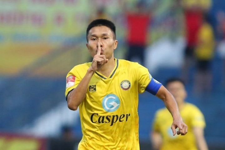 Tin vắn thể thao 19/11: ĐT Việt Nam hội quân - những bất ngờ vẫn chưa kết thúc?