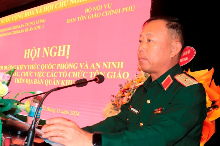 Bồi dưỡng kiến thức quốc phòng và an ninh cho chức sắc, chức việc các tổ chức tôn giáo