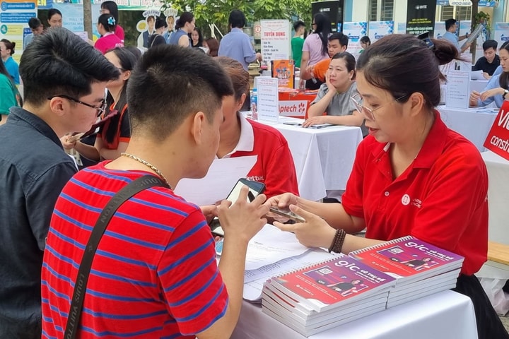 Dự thảo Luật Việc làm: Thêm nhiều hành vi bị nghiêm cấm