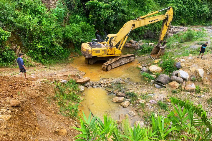 Công ty TNHH Hợp Nhất Văn Chấn phản hồi sau phản ánh của Báo Công lý